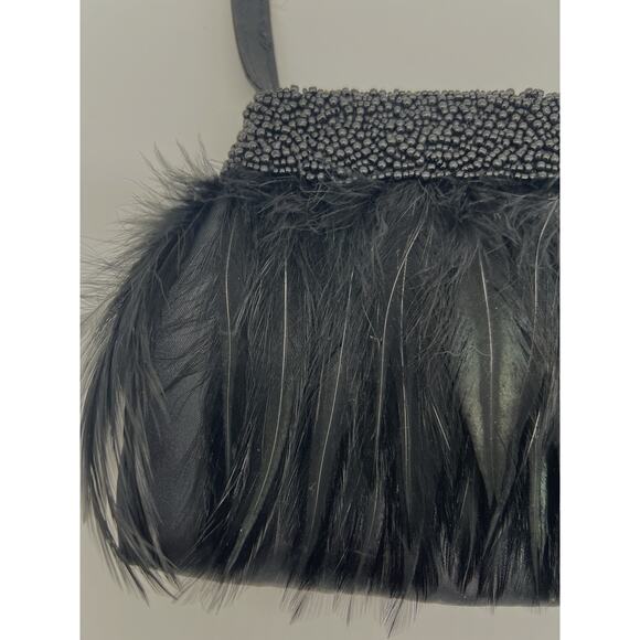 Vintage 80s La Regale Feathers and Beaded Small Handle Evening Purse Zipper READ - Picture 3 of 5